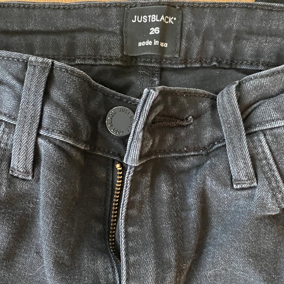 Skinny Black Ripped Jeans - Picture 4 of 4